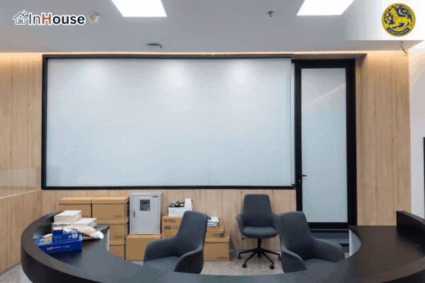 กรมการปกครอง 9 ห้องบัญชาการ Command Center War Room ติดตั้งฟิล์มไฟฟ้า Smart Film classified-grade