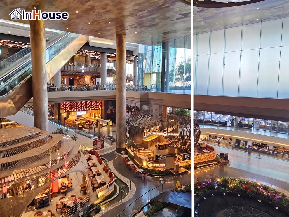 Shopping Mall Atrium ศูนย์การค้า ฟิล์มไฟฟ้า Smart Film กระจกฝ้าไฟฟ้า Smart Glass · InHouse