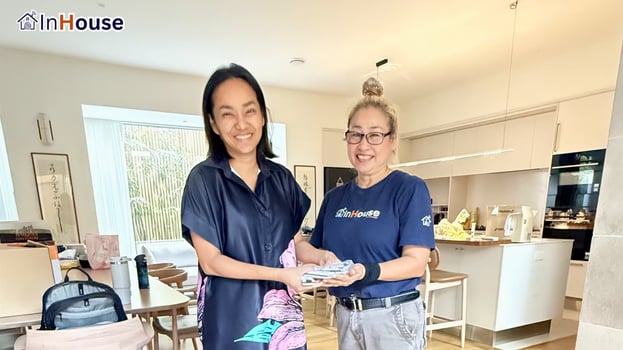 ส่งมอบงานถึงมือเจ้าของบ้าน ฟิล์มไฟฟ้า ทีม InHouse ส่งมอบงานติดตั้งครบทั้งหลัง — Baan Klang Muang Classe Ratchayothin – ฟิล์มไฟฟ้า ติดทั้งหลังครบทุกห้อง