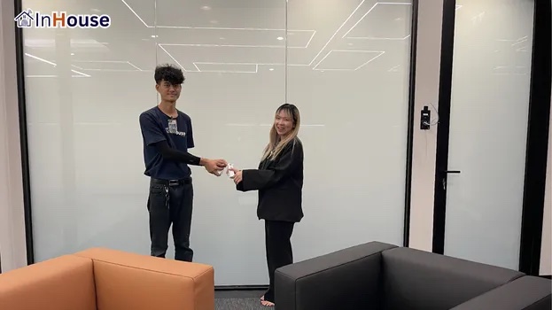 ส่งมอบห้องประชุมอัจฉริยะ ฟิล์มไฟฟ้า ควบคุมพื้นที่ทำงานได้ดั่งใจผ่านรีโมท — GULF Development – Boardroom พลังงานมหาชน