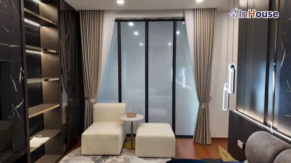 Harmony Hills – Luxury Villa ติดตั้งฟิล์มไฟฟ้า โดย InHouse Technology