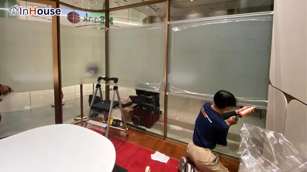 นวัตกรรมติดทับลายเดิม ฟิล์มไฟฟ้า เพื่อเพิ่มฟังก์ชันควบคุมความเป็นส่วนตัว — KBank Wisdom – โซนบริการลูกค้า