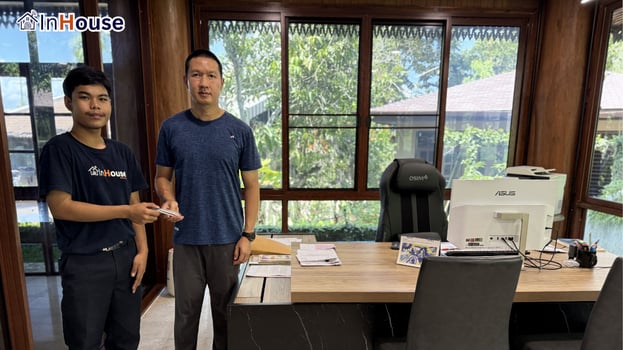 ส่งมอบรีโมทห้องทำงาน ฟิล์มไฟฟ้า คุม 2 โซนแยกระบบ — คุณก้อง – บ้านแพร่ ห้องครัว + ห้องทำงาน Smart Film 2 โซน