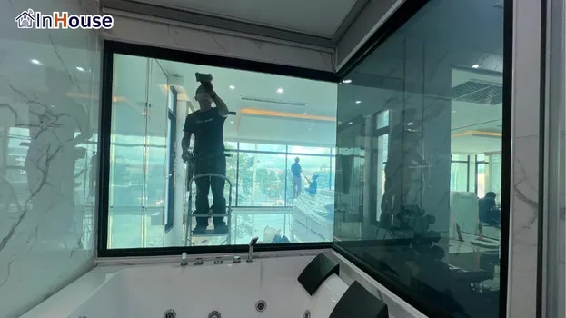 พร้อมใช้งานสลับโหมดใส-ทึบ ฟิล์มไฟฟ้า เป็นส่วนตัวด้วยเทคโนโลยี PDLC — คุณปั้น (Myanmar) – Private Residence Smart Glass Project