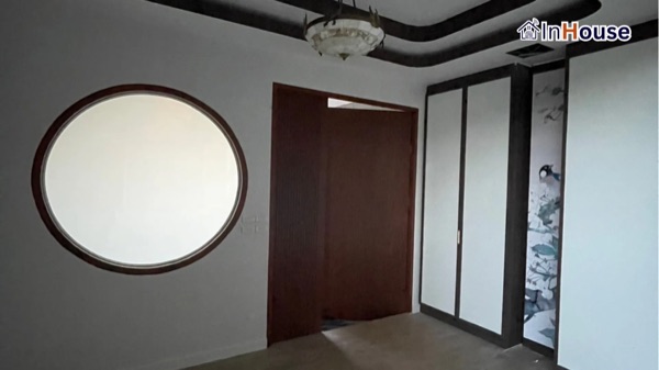 เขาใหญ่ Luxury Villa – มิติใหม่ของกระจกกลมปรับแสงไฟฟ้า ติดตั้งฟิล์มไฟฟ้า โดย InHouse Technology