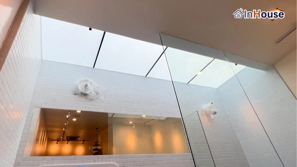 คุณทัน – Private Bathroom Sky Light ติดตั้งฟิล์มไฟฟ้า โดย InHouse Technology
