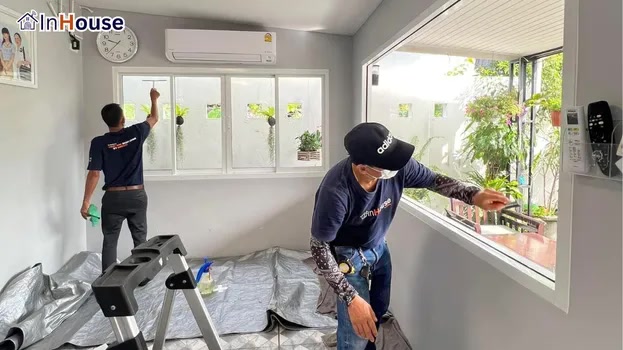 ปัญหากระจกใส ฟิล์มไฟฟ้า ทำให้บ้านขาดความส่วนตัวและร้อนจัด — คุณหว้า – Luxury Resort Style