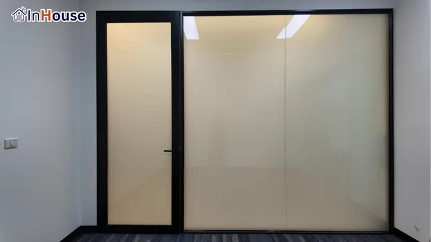 โหมดทึบ ฟิล์มไฟฟ้า เปลี่ยนพื้นที่ประชุมให้เป็นส่วนตัวทันที — MOECO – Multi-Zone Smart Office