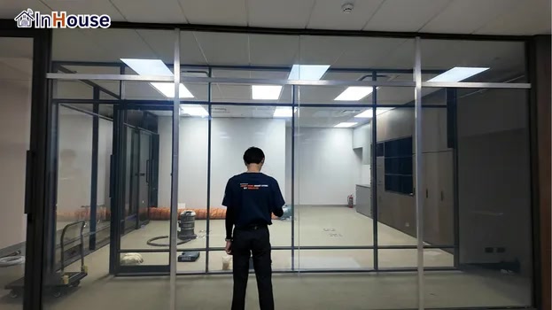 โหมดใส ฟิล์มไฟฟ้า คืนมุมมองโปร่งโล่งและทันสมัยให้สำนักงาน — Nexter Living – OCC Smart Office Glass