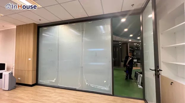 โหมดทึบ ฟิล์มไฟฟ้า ปกปิดความเป็นส่วนตัวในเสี้ยววินาที — P 17 – Premium Executive Office