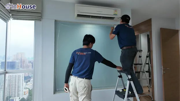 มาตรฐานงานติดตั้งห้องน้ำ ฟิล์มไฟฟ้า ทีมช่างติดตั้งอย่างละเอียดแม่นยำ — คอนโดพัทยา – ยกระดับห้องน้ำ Sexy Bathroom