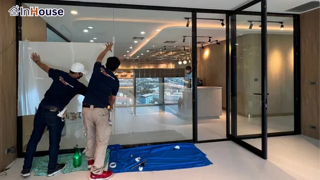 ดีไซน์หรูประหยัดงบ ฟิล์มไฟฟ้า เพื่อความโปร่งโล่งและช่วยลดค่าใช้จ่ายได้มากขึ้น — PPN Healthcare – Smart Glass Center-Band Solution