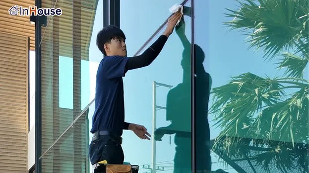 ยกระดับออฟฟิศให้ดูทันสมัย ฟิล์มไฟฟ้า เปลี่ยนกระจกใสโซนหน้าอาคารให้เป็นกระจกอัจฉริยะ — Rich Infinity – ทนร้อน ป้องกันแดดโซนหน้าอาคาร
