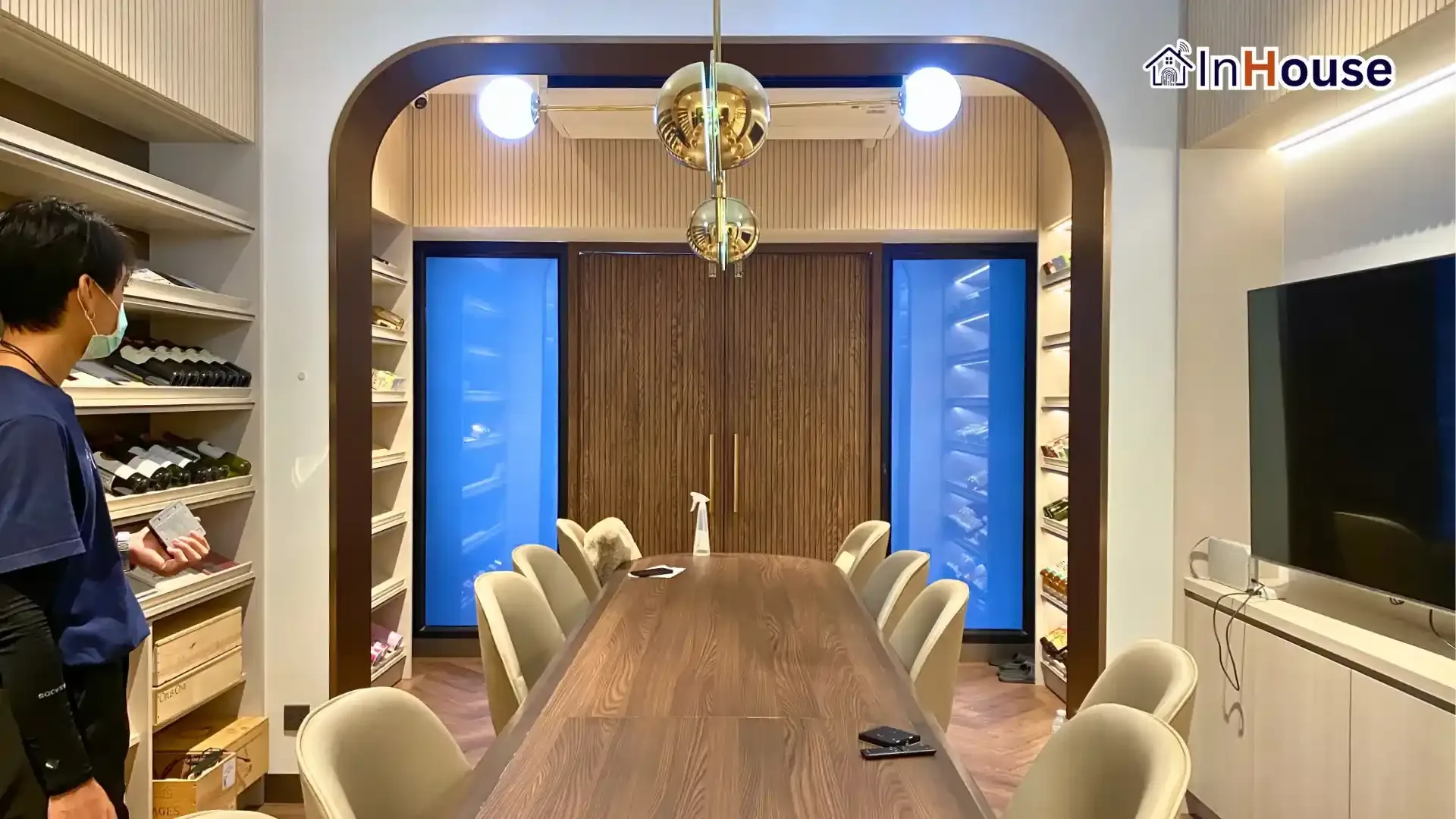 S.K. Liquor – ห้องเก็บไวน์ปทุมวัน Smart Film คุมแสง + Privacy