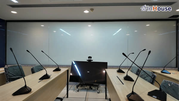 ศูนย์ราชการฯ ทางทะเลภาค 1 – ฟิล์มไฟฟ้าห้องประชุมสมาร์ทจัดการสมาธิในคลิกเดียว ติดตั้งฟิล์มไฟฟ้า โดย InHouse Technology