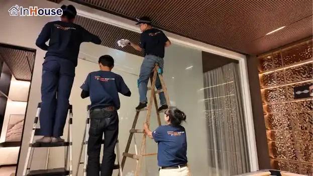 การติดตั้งที่เข้ากับดีไซน์ Luxury Home ฟิล์มไฟฟ้า ฟิล์มเรียบหรูเข้ากับงานตกแต่งบ้าน — VIVE Krungthep Kreetha – Grand Living Room