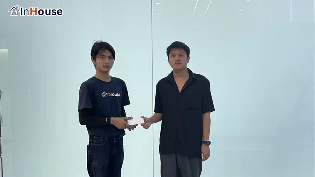 ควบคุมง่าย สั่งการได้ในคลิกเดียว ฟิล์มไฟฟ้า ควบคุมความเป็นส่วนตัวทุกพื้นที่ง่าย ๆ ผ่านรีโมท — YSG Group – ฟิล์มไฟฟ้าพาร์ทิชันแบ่งห้องประชุมสร้างสมาธิอย่างอิสระ